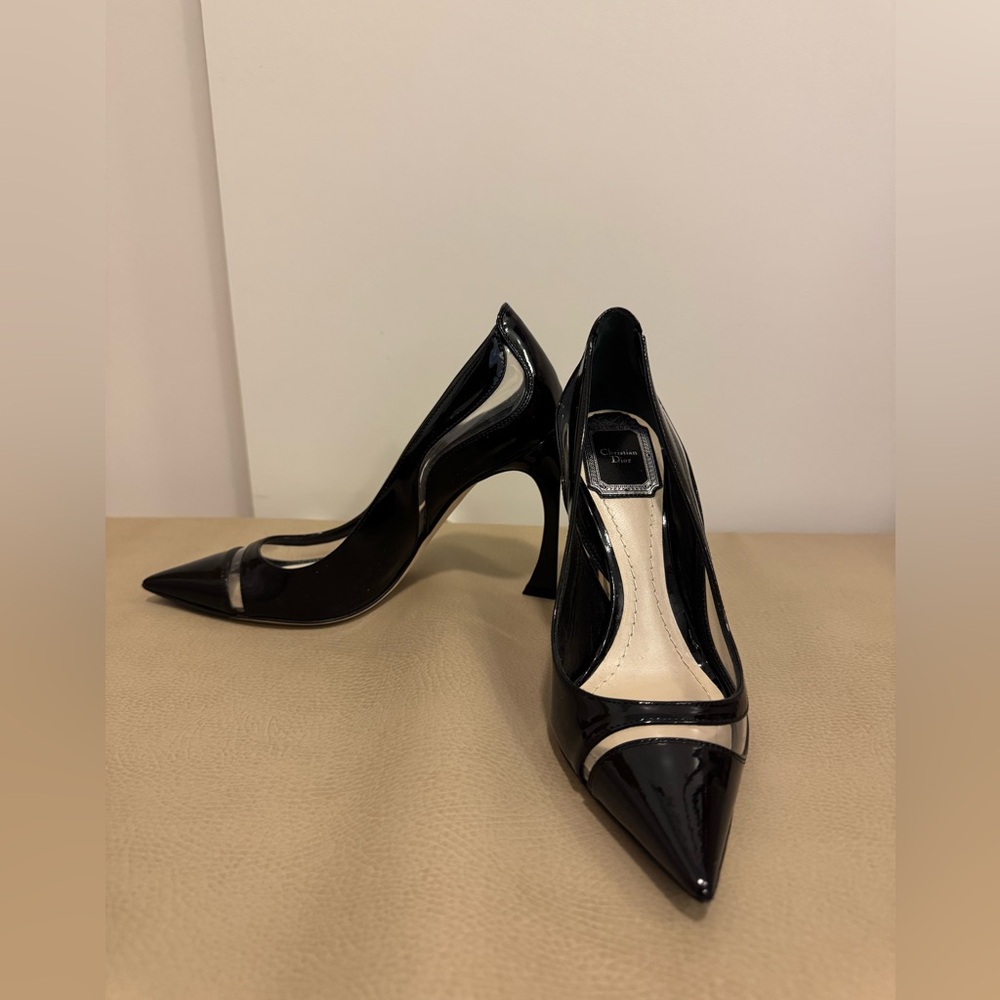 DIOR Black Patent Wave Pumps size 35 - Picture 3 of 8